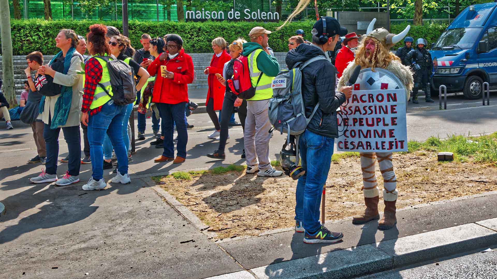 Manifestation des gilets jaunes le 1er Mai  2019, Gaulois mécontent 